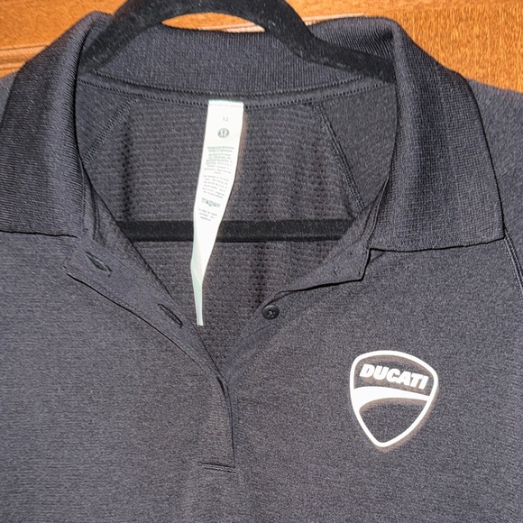 Lululemon Women’s Ducati Black Polo Shirt - Picture 4 of 7
